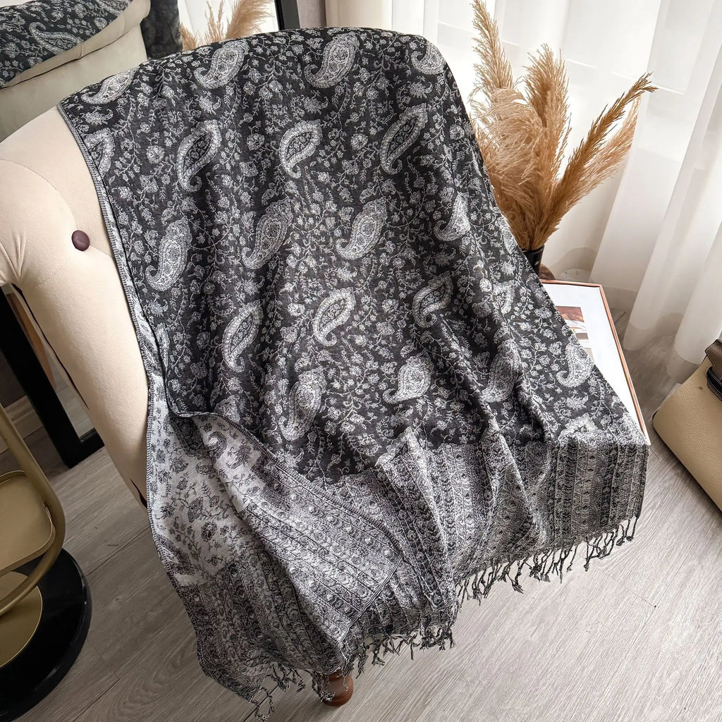 2025 New Luxury Faux Cashmere Shawl Women Ethnic Paisley Tassel Jacquard Scarf Warm for Autumn Hijab Large Fringe Ready to Ship