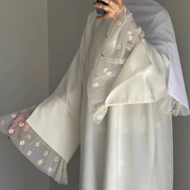 Elif Daisy Lace Abaya Dress - detail