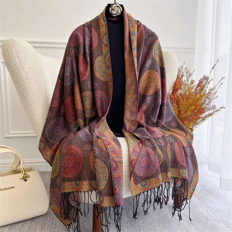 Bohemian Paisley Jacquard Shawl – Soft Tassel Scarf